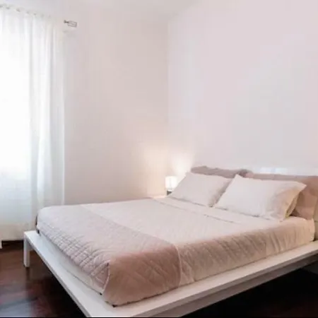 Casa La Rosa Bianca 公寓 *